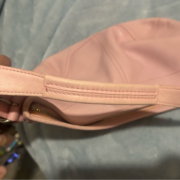 Coach Soho Vintage Pink Leather Hobo Bag - Picture 7 of 12